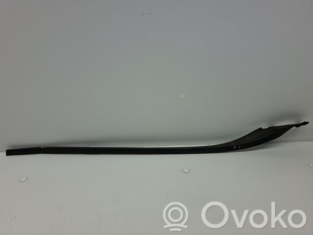 Volvo V60 Windshield trim 