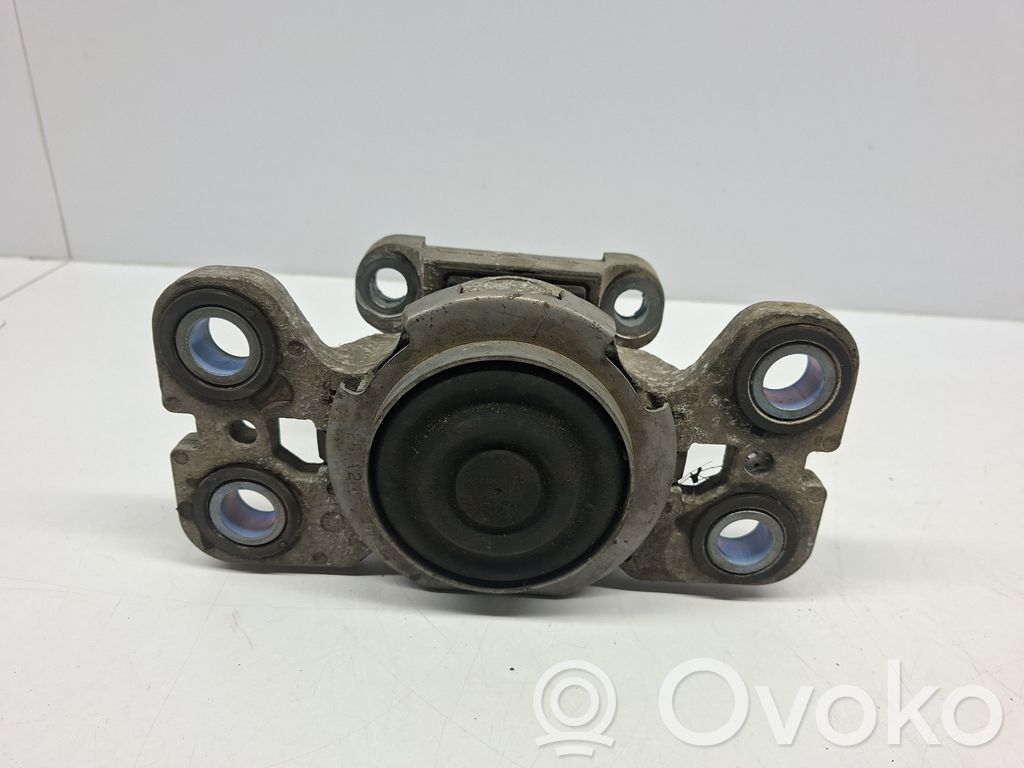 Volvo V60 Engine mount bracket 