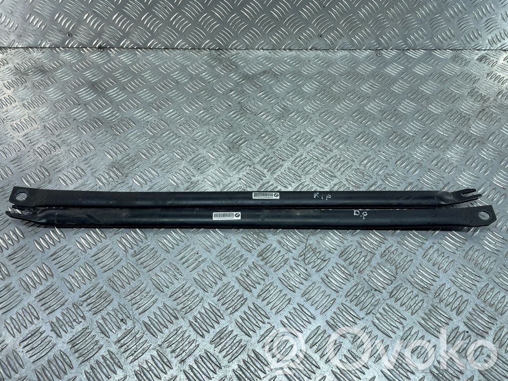 BMW 1 E81 E87 Muu moottoritilan osa 