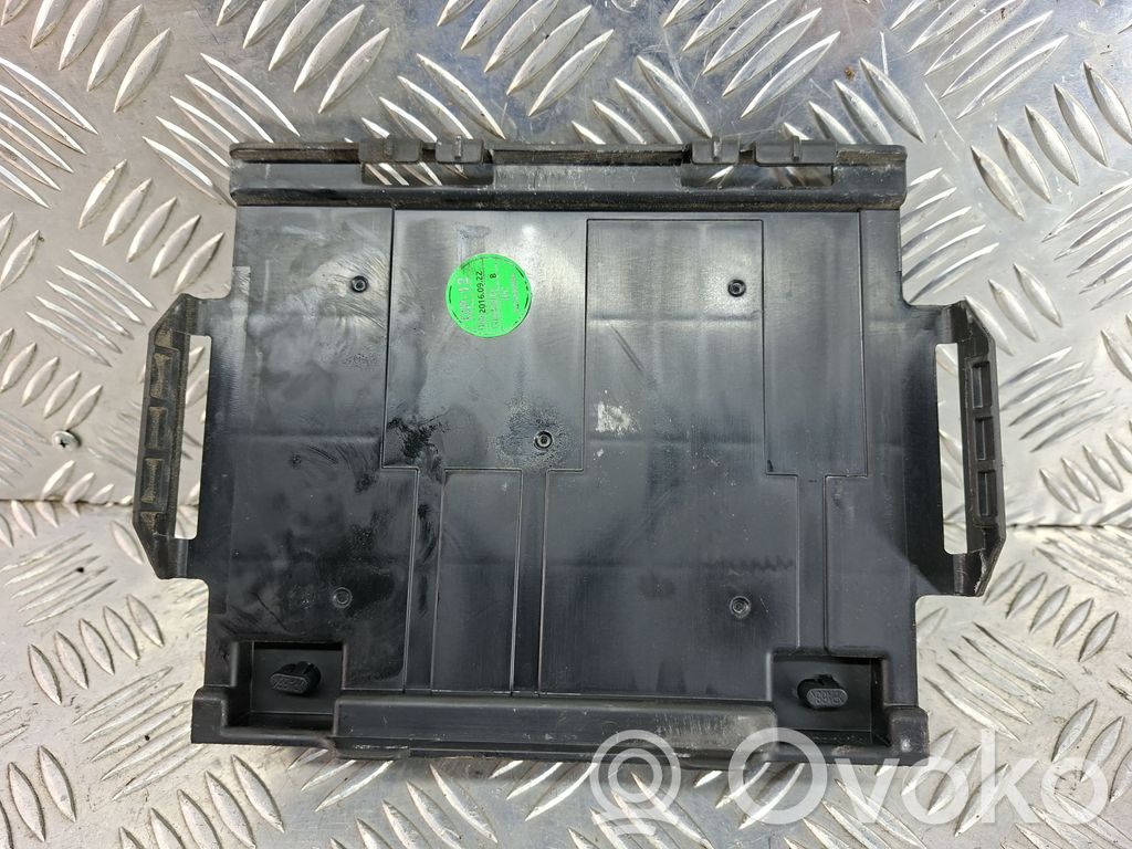 Opel Astra K Engine control unit holder 