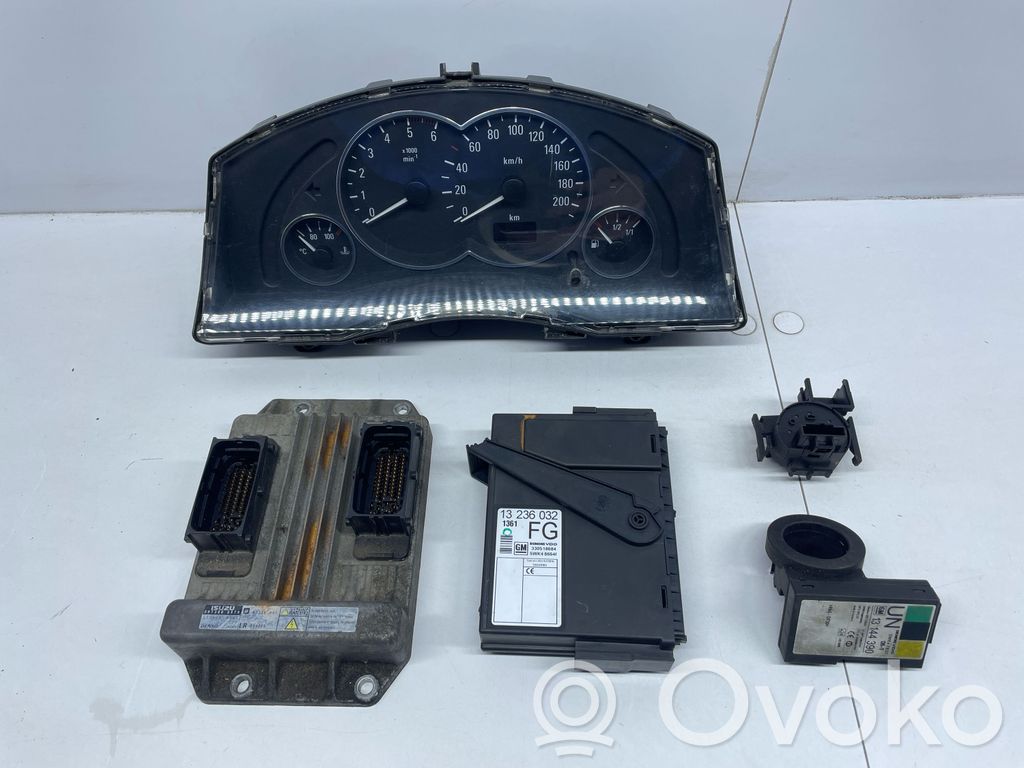 Opel Meriva A Engine ECU kit and lock set 