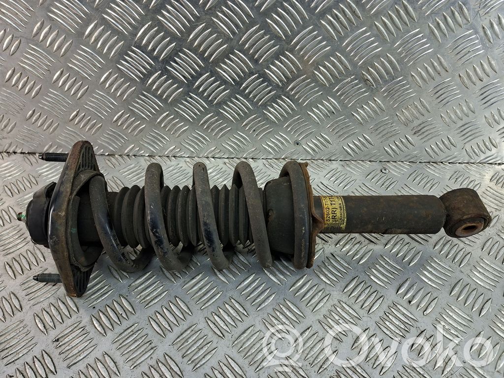 Honda CR-V Stoßdämpfer hinten 