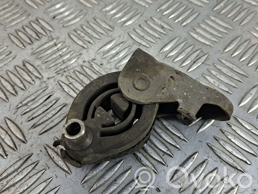 Audi Q5 SQ5 FY Muffler mount bracket/holder 