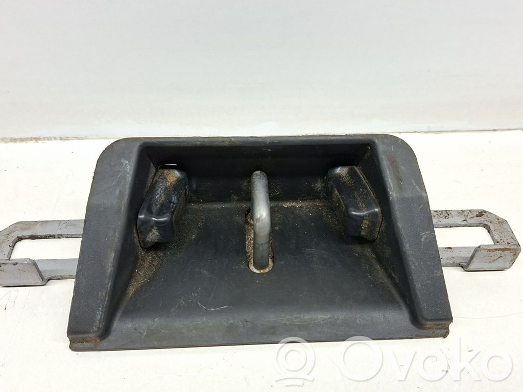 Loading door lock loop/hook striker   39831946