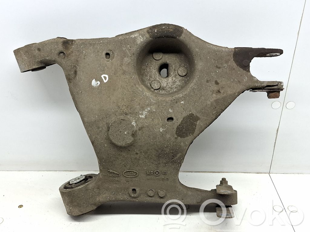 Jaguar XE Querlenker Achsschenkel hinten 