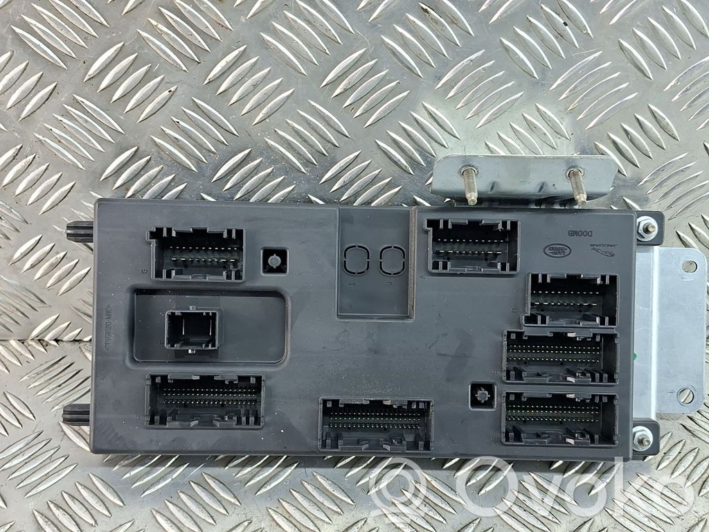 Jaguar XE Comfort/convenience module 
