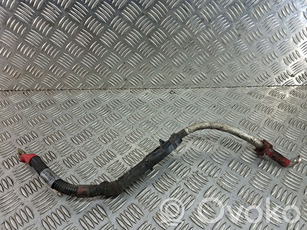 Jaguar XE Cablu cu bornă pozitivă (baterie) 