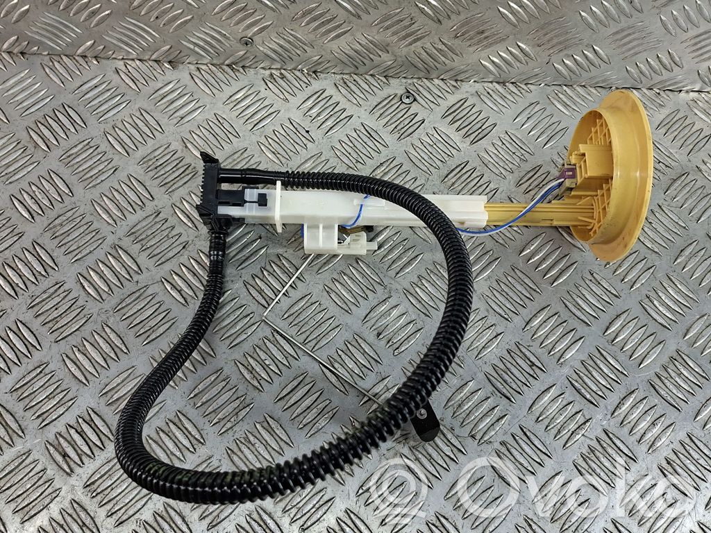 Opel Antara Fuel level sensor 