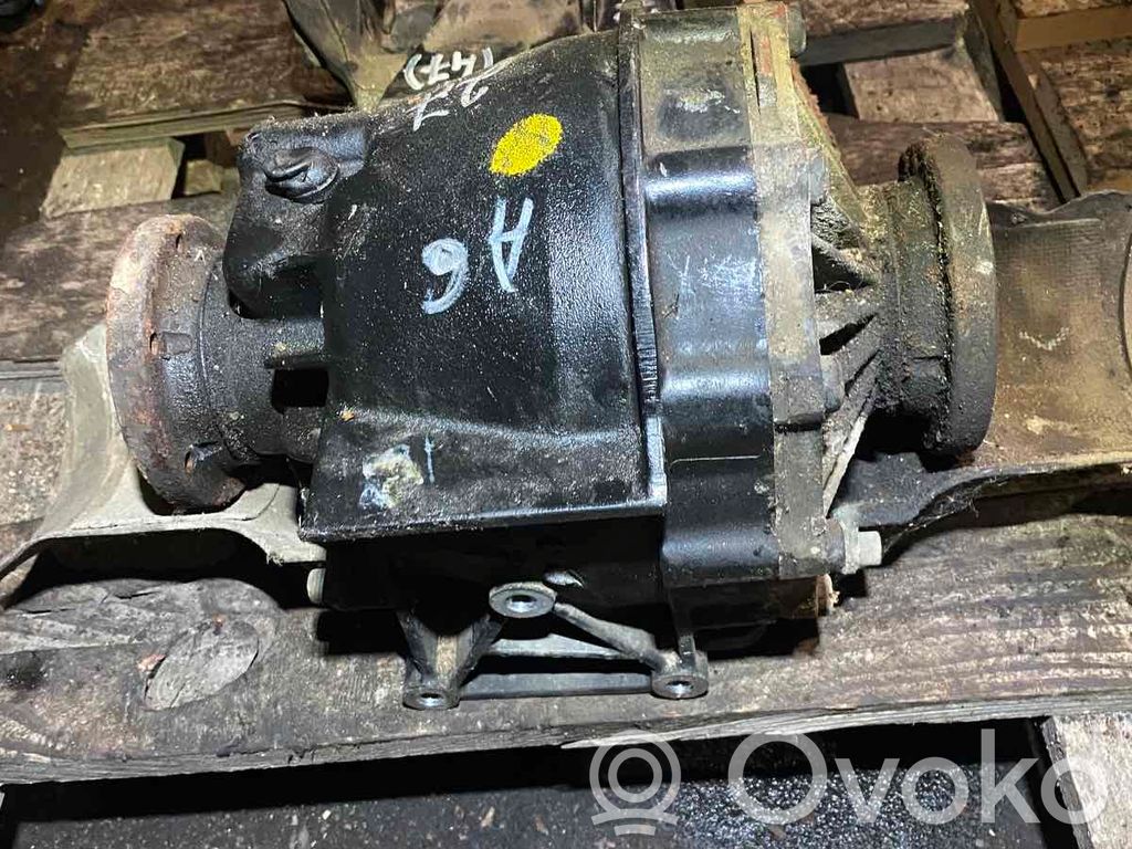 Audi A6 S6 C6 4F Galinis reduktorius 