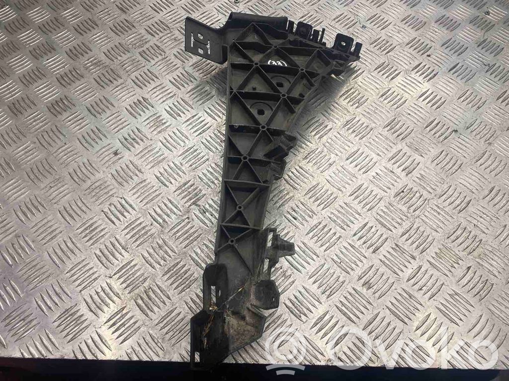 Audi Q7 4L Front bumper mounting bracket 