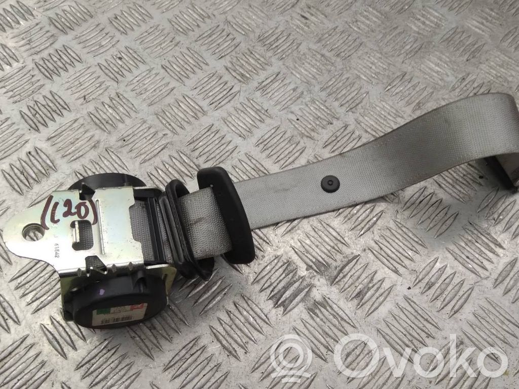 Opel Corsa D Pas bezpieczeństwa fotela tylnego 