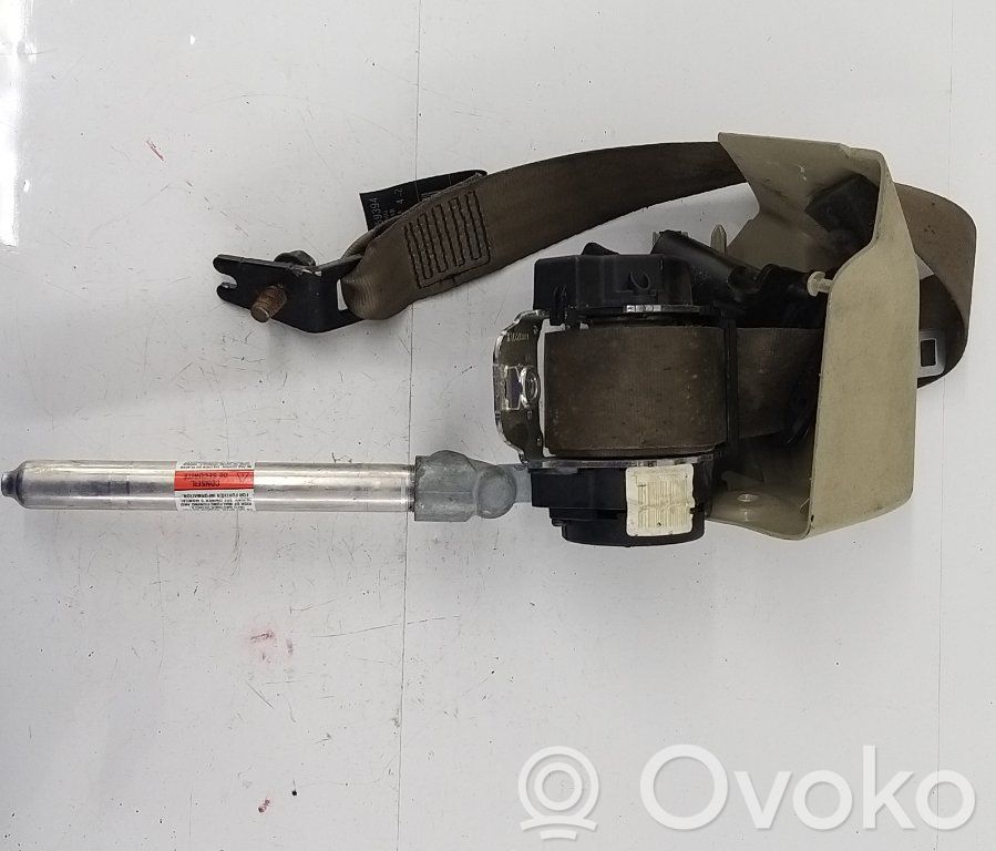 Volvo XC70 Cinturón trasero 