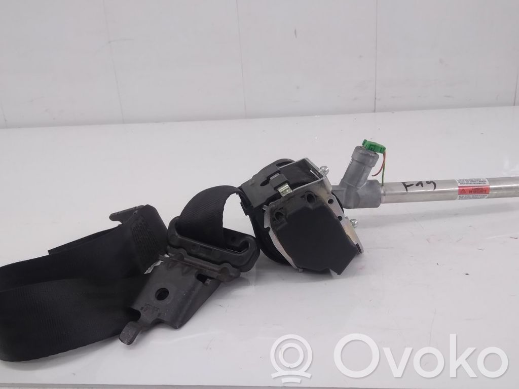 Volvo V70 Cinturón trasero 