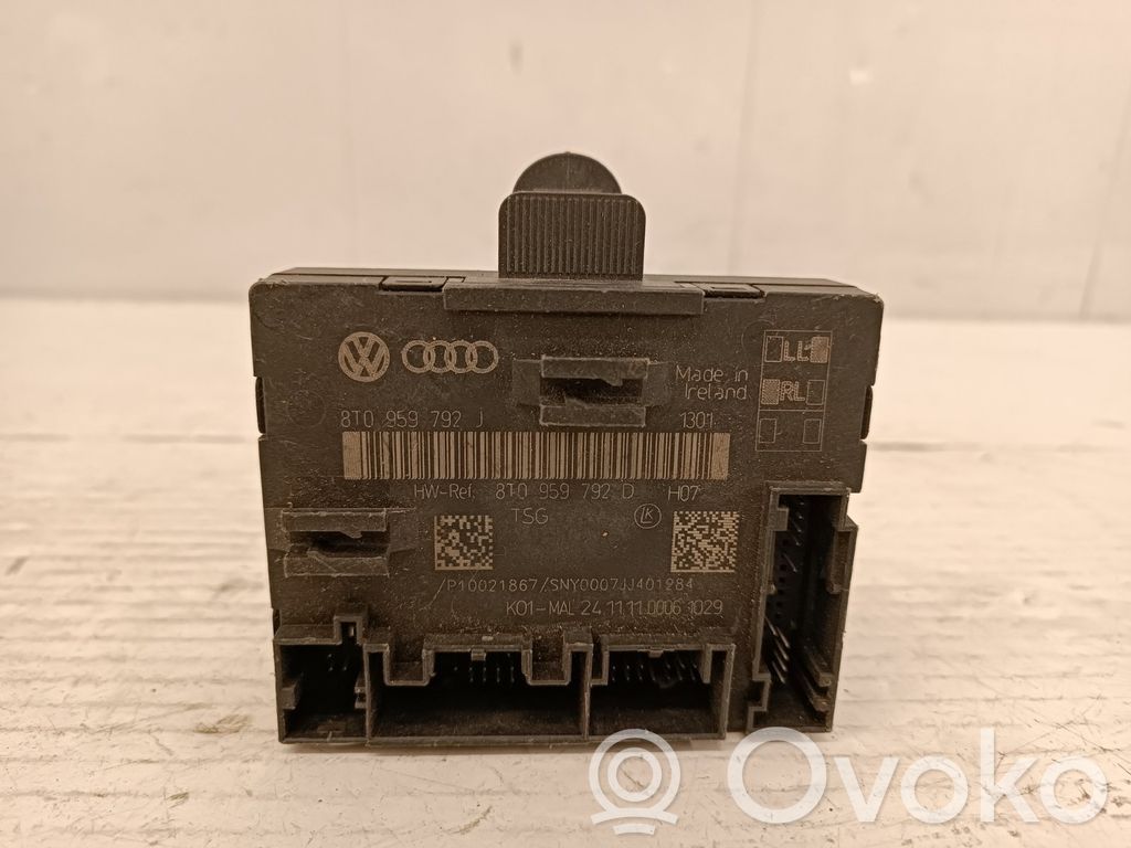 Audi A5 8T 8F Door control unit/module 