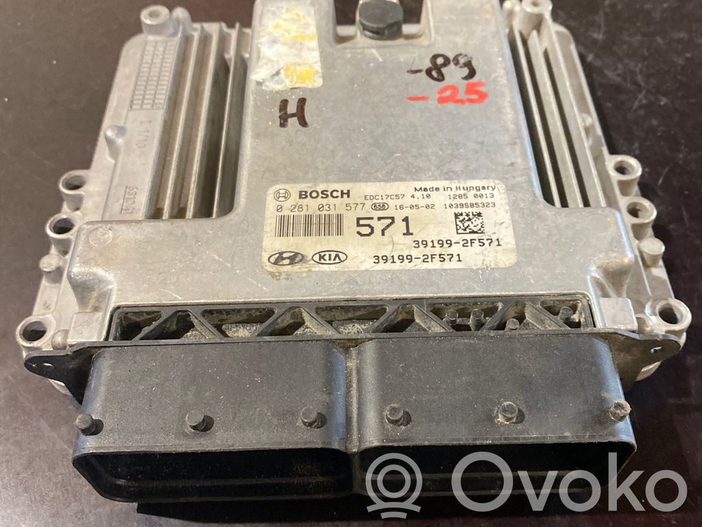 Hyundai Tucson TL Engine control unit/module 