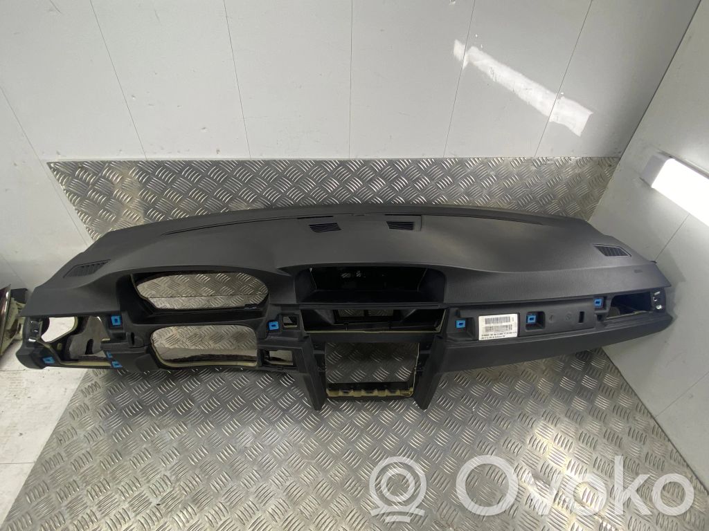BMW 3 E90 E91 Panelė 