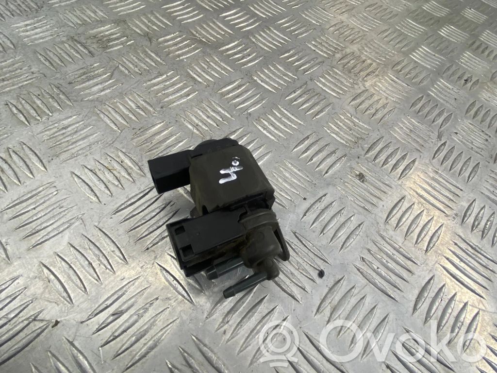 Solenoidinis vožtuvas   059145245B,02S0913