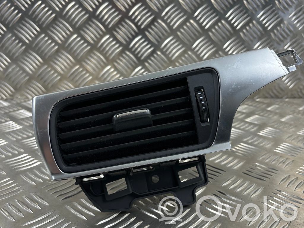 Audi A6 S6 C7 4G Moldura protectora de la rejilla de ventilación lateral del panel 