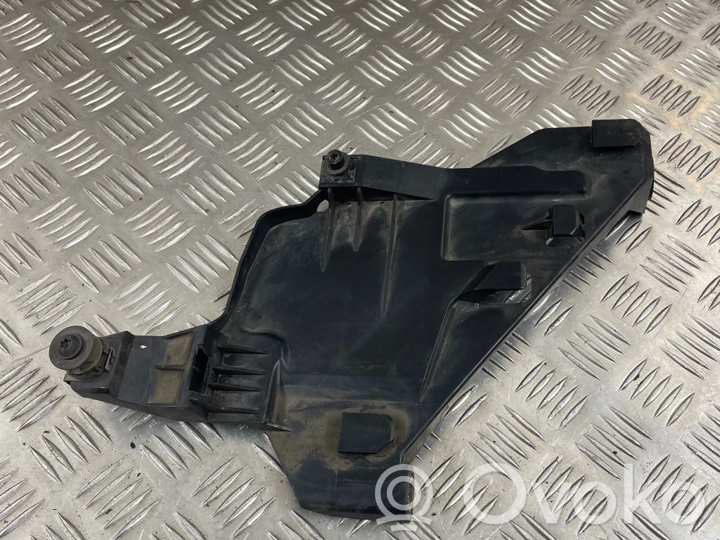 Audi Q5 SQ5 8R Uchwyt / Mocowanie lampy przedniej 