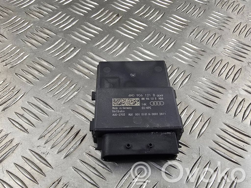 Audi A5 8T 8F Fuel injection pump control unit/module 