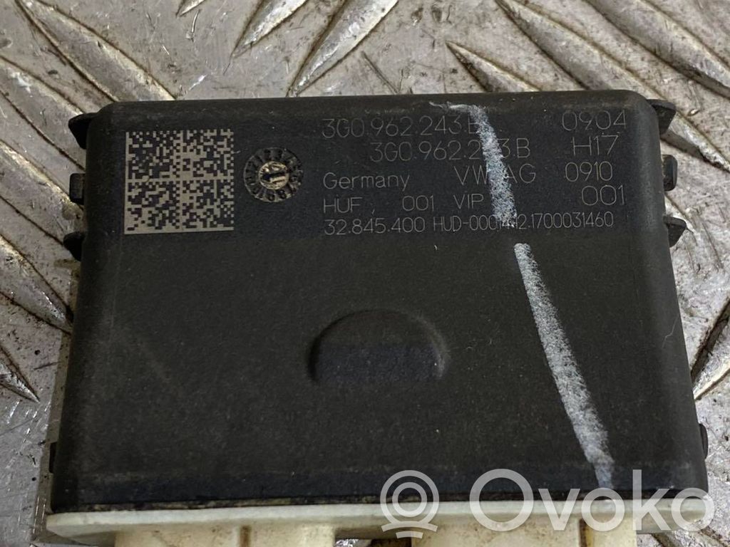 Audi e-tron Tailgate/trunk control unit/module 