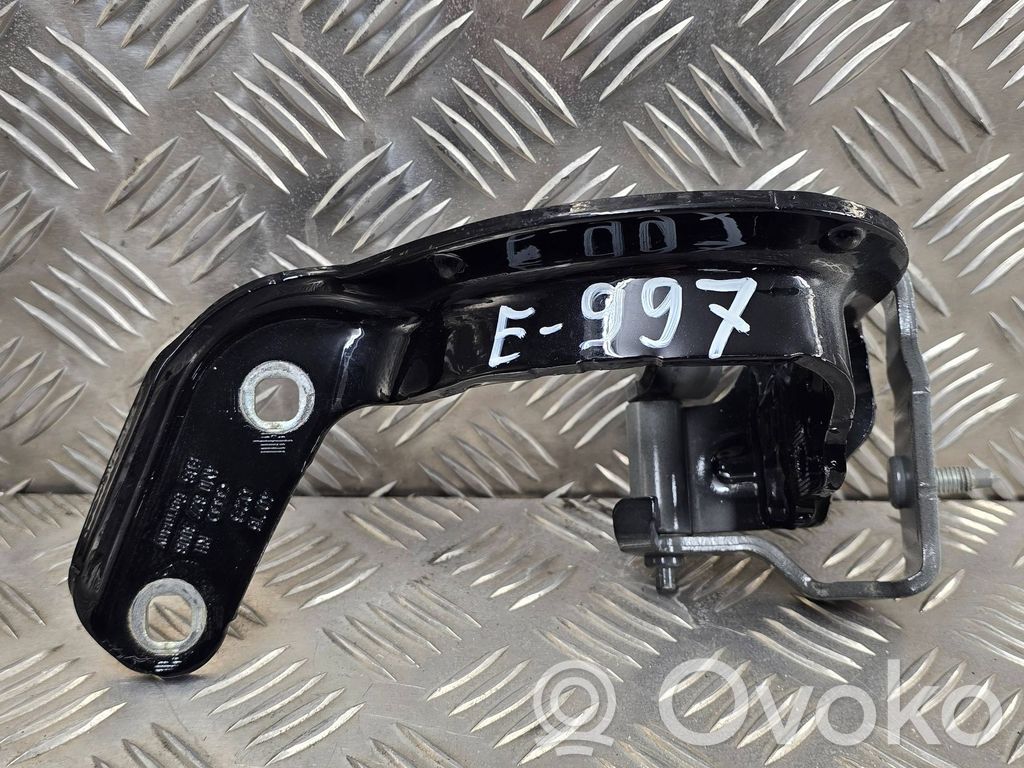 Tailgate/trunk/boot hinge   4M0827300B