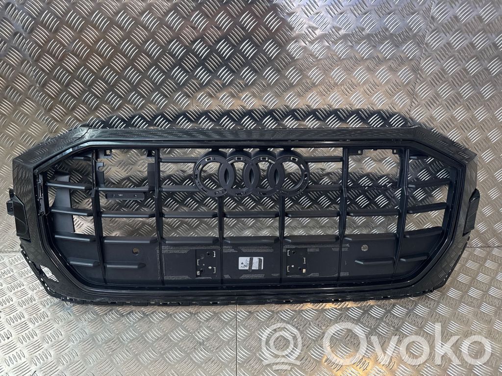Audi Q8 Etusäleikkö 