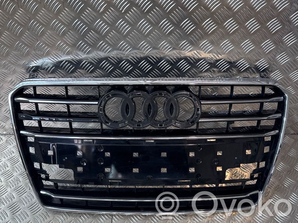 Audi A7 S7 4G Etusäleikkö 