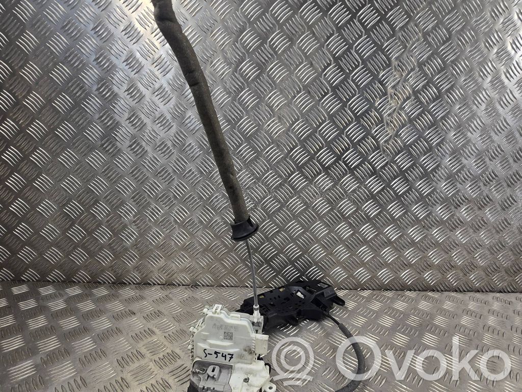 Audi A3 S3 8V Priekšpusē slēdzene 