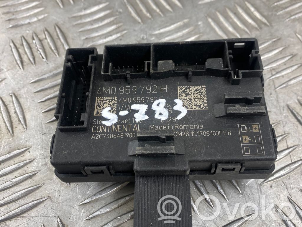 Audi Q7 4M Door control unit/module 
