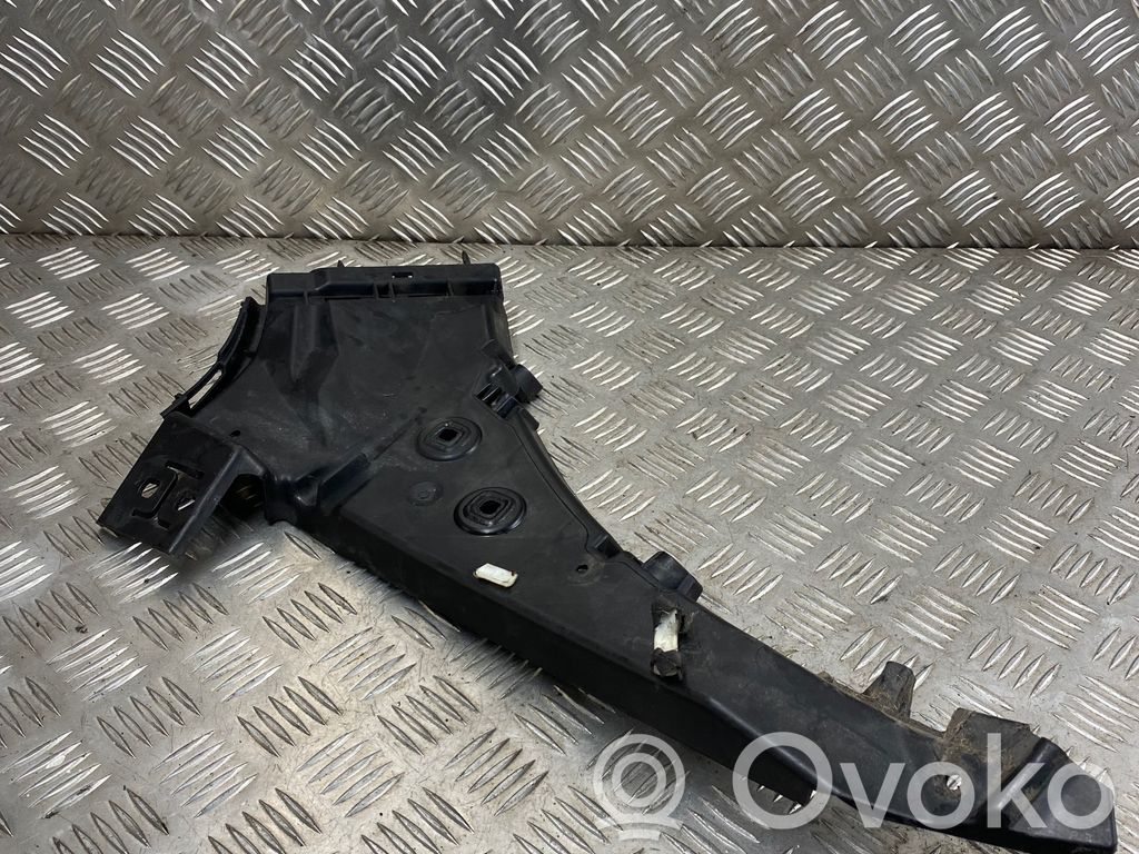 Audi Q7 4L Front bumper mounting bracket 