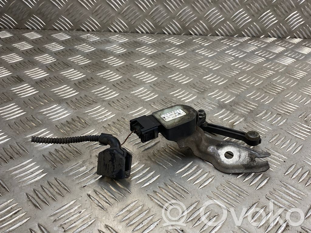 Audi Q7 4L Headlight/headlamp level sensor 