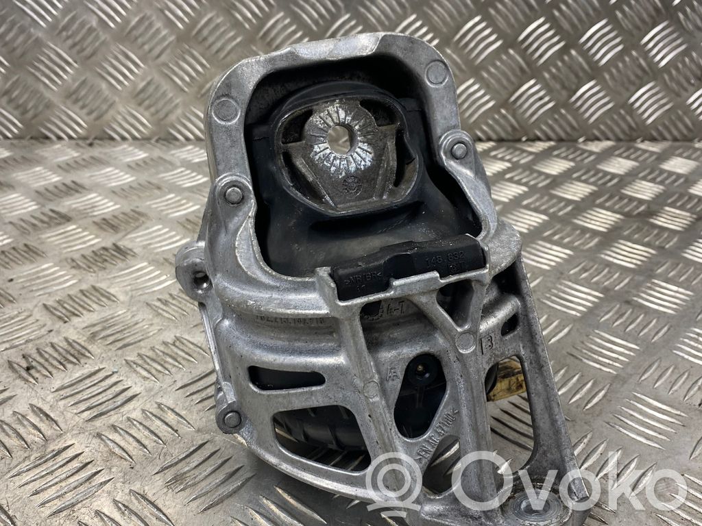 Audi A6 S6 C8 4K Engine mount bracket 
