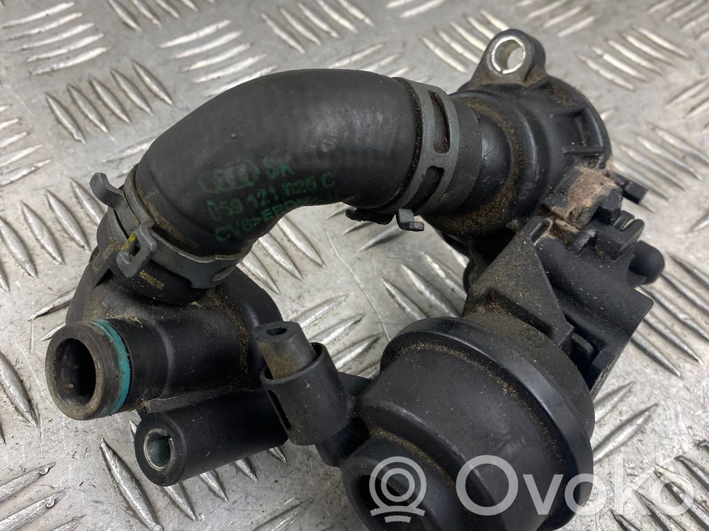 Audi A7 S7 4G Engine coolant pipe/hose 