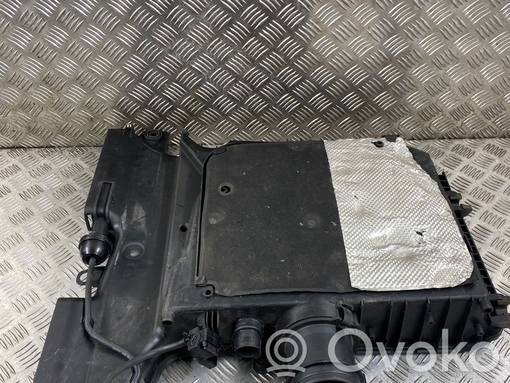 Audi Q7 4M Ilmansuodattimen kotelo 
