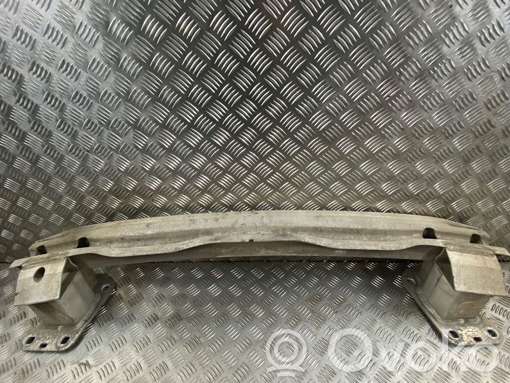 Audi Q7 4M Aizmugurē bampera balka 
