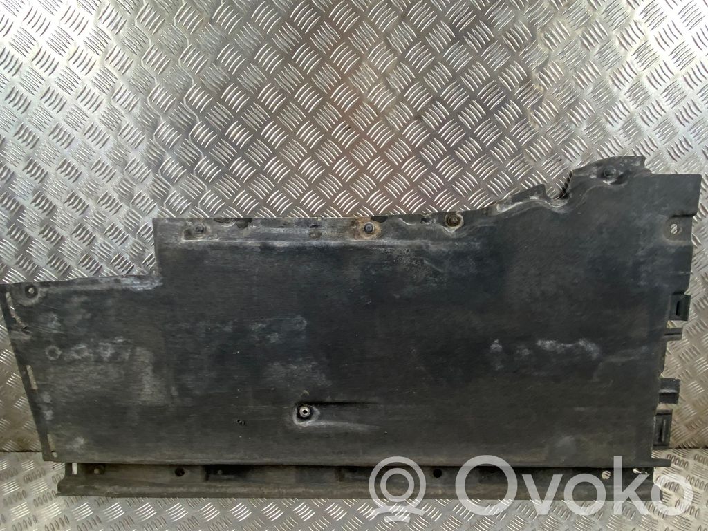 Audi A7 S7 4G Osłona boczna podwozia 