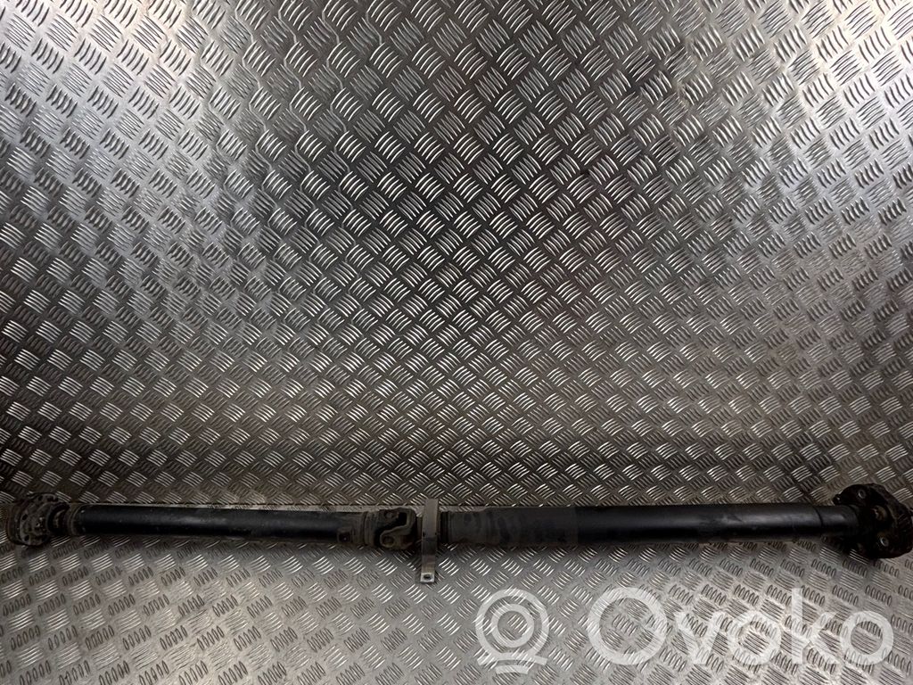 BMW 5 E60 E61 Kardanas komplekte 