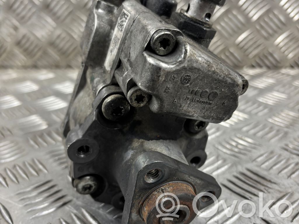 BMW 5 E60 E61 Power steering pump 