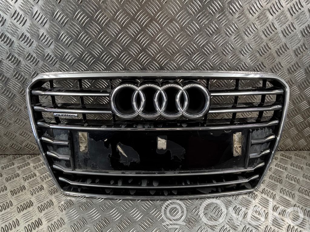 Audi A7 S7 4G Etupuskurin ylempi jäähdytinsäleikkö 