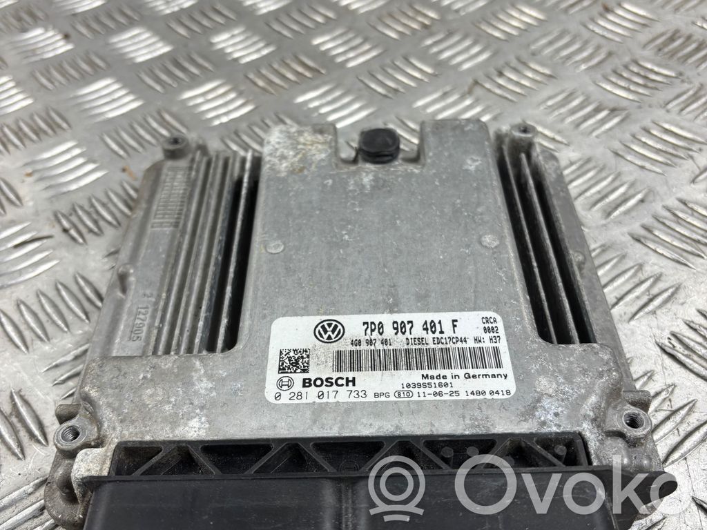 Volkswagen Touareg II Engine control unit/module 