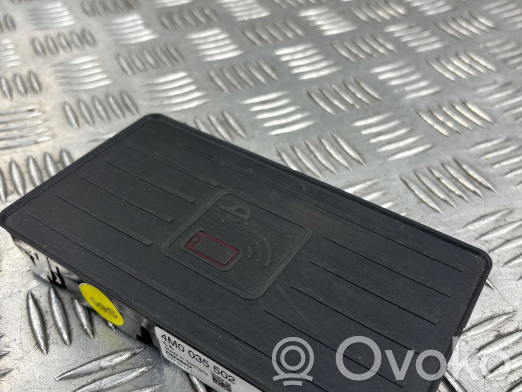 Audi Q7 4M Wireless charging module 