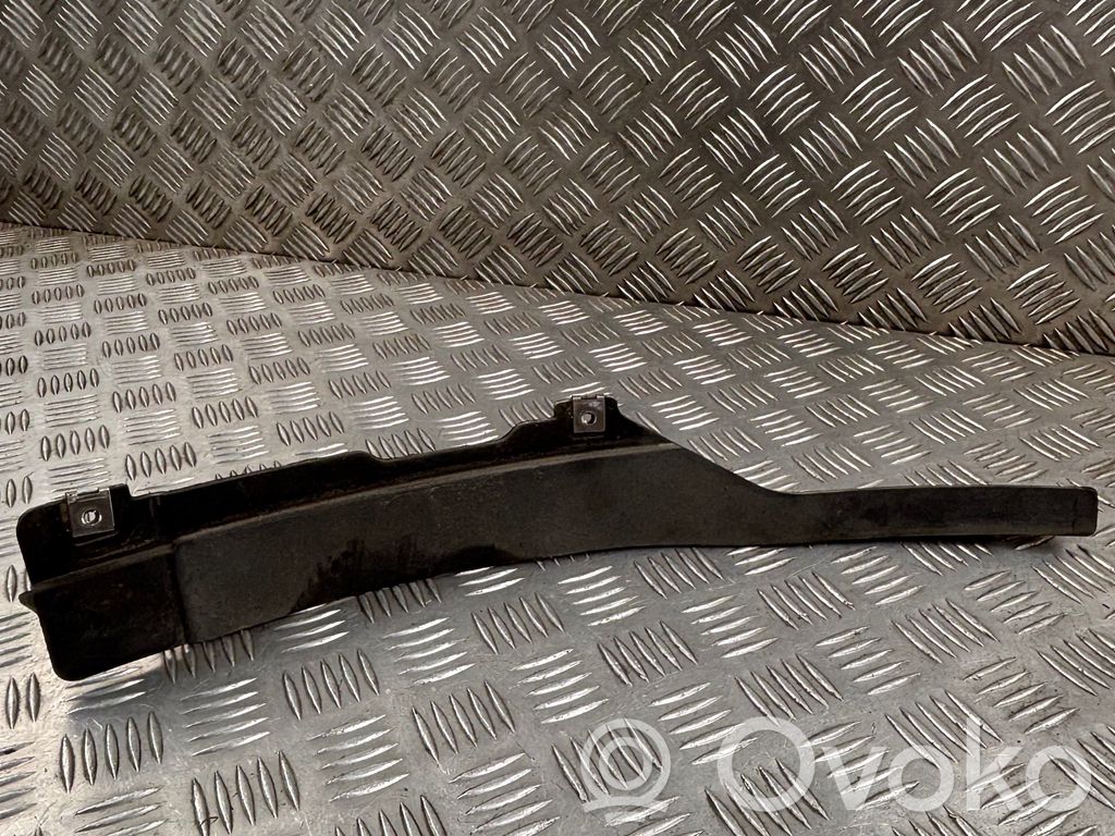 Front splash guards bracket   4M0853887C