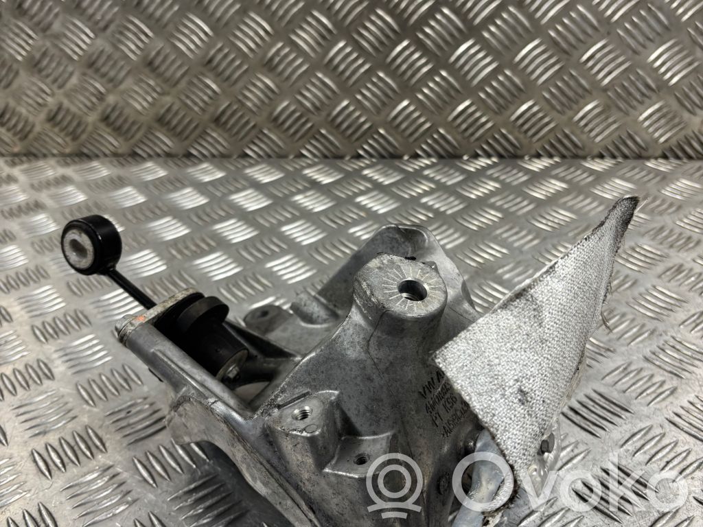 Audi Q7 4M Engine mounting bracket 