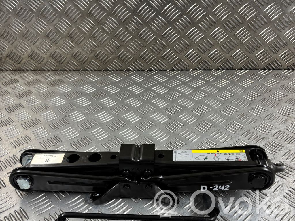 Audi A4 Allroad B9 Lift Jack 