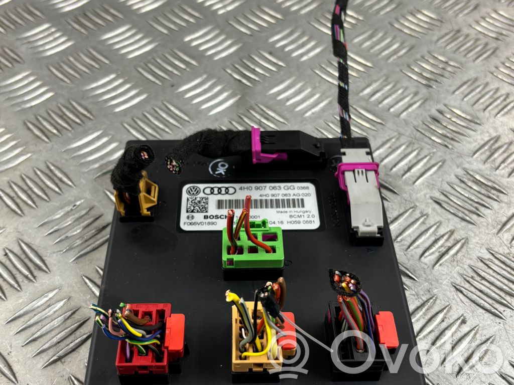 Audi A7 S7 4G Modul de control caroserie central 