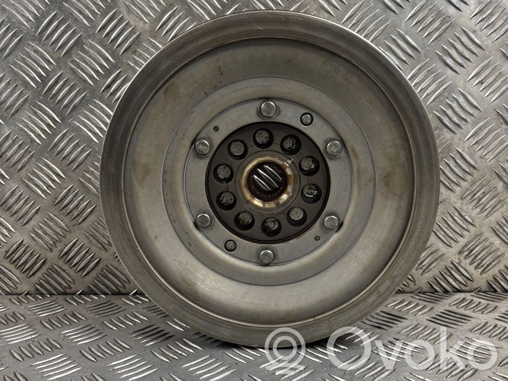 Audi A6 S6 C7 4G Kaksoismassavauhtipyörä 