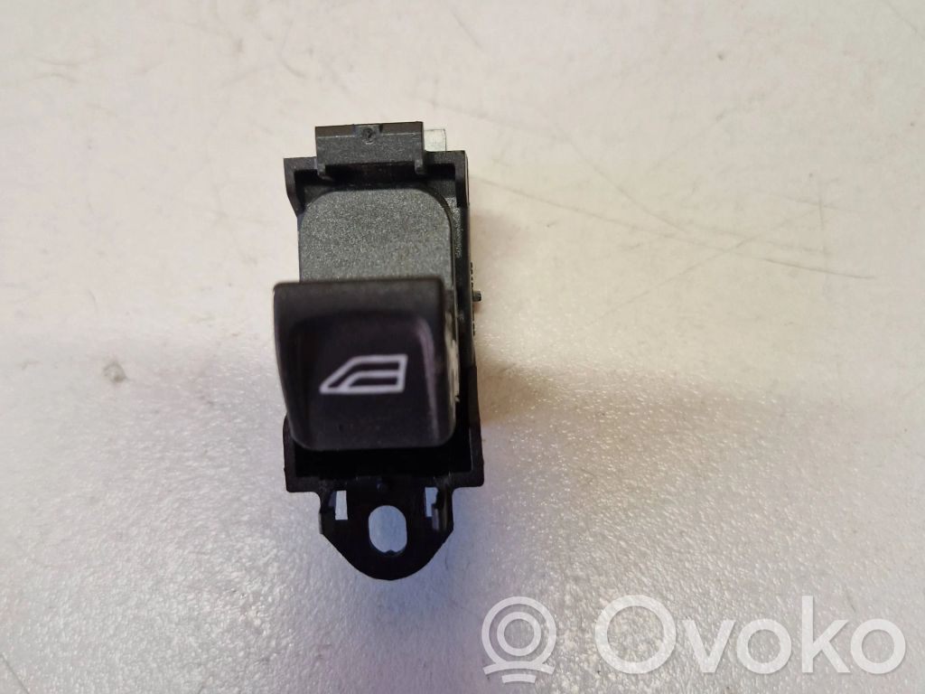 Land Rover Freelander 2 - LR2 Electric window control switch 