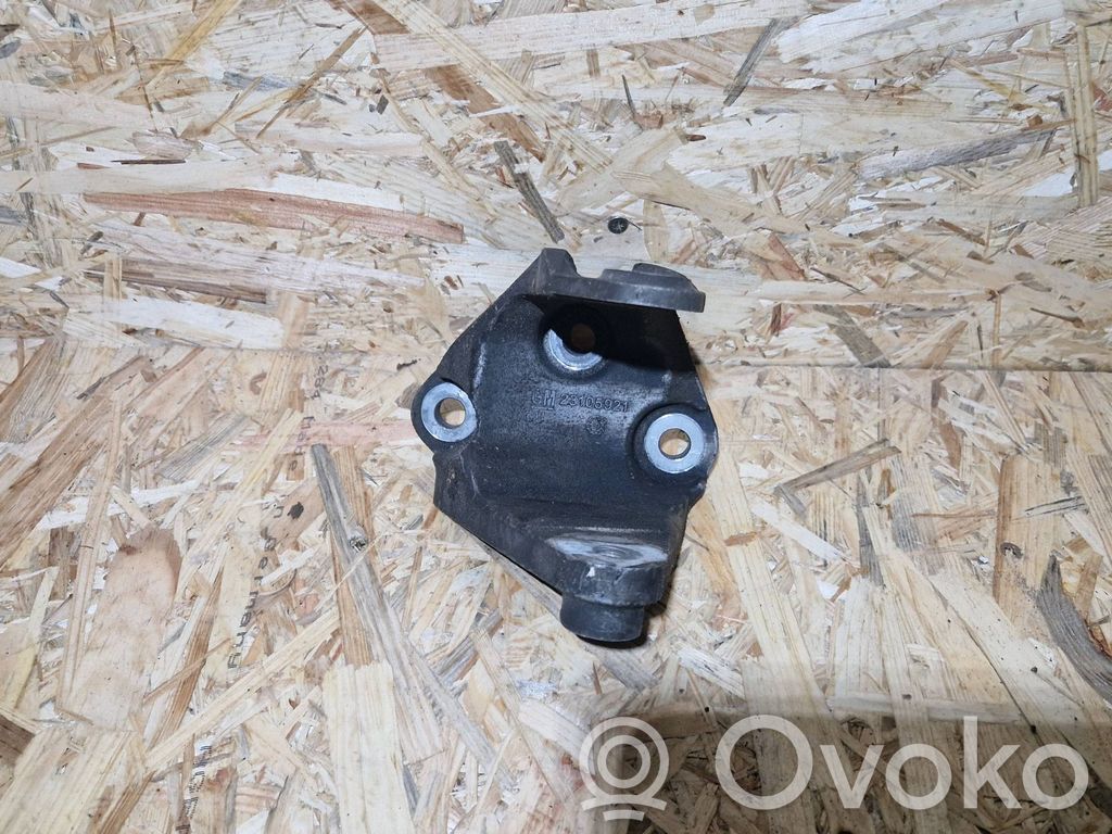 Opel Insignia A Engine mounting bracket 
