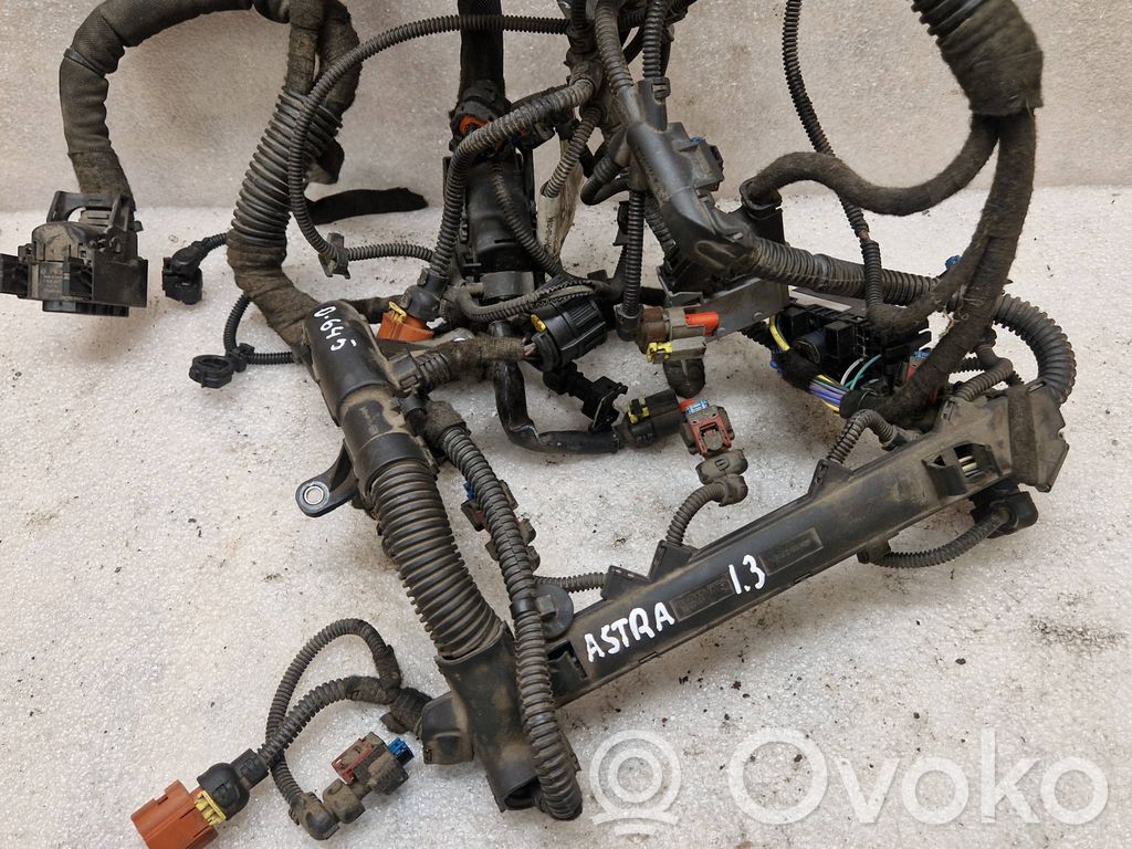 Opel Astra J Cablaj motor 